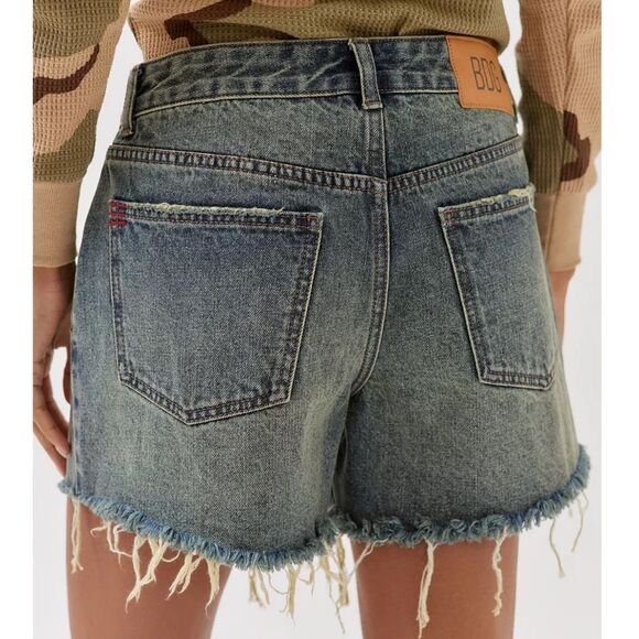 BDG Urban Outfitters A-Line Cutoff Raw Hem Women's Mid-Rise Jean Shorts Size 25 - Picture 3 of 13